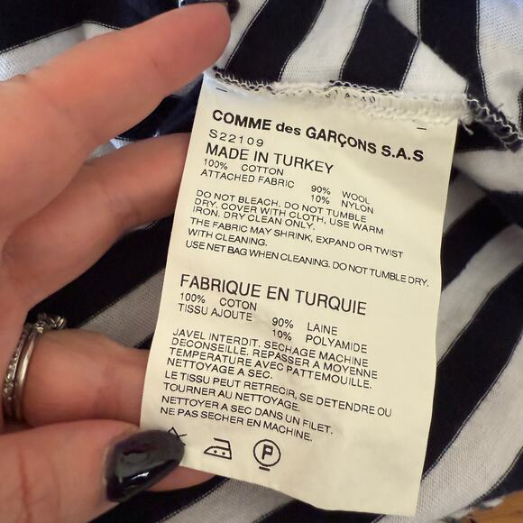 COMME des GARÇONS Shirt | Asymmetrical Striped Long Sleeve T Shirt Wool Small - Picture 8 of 9